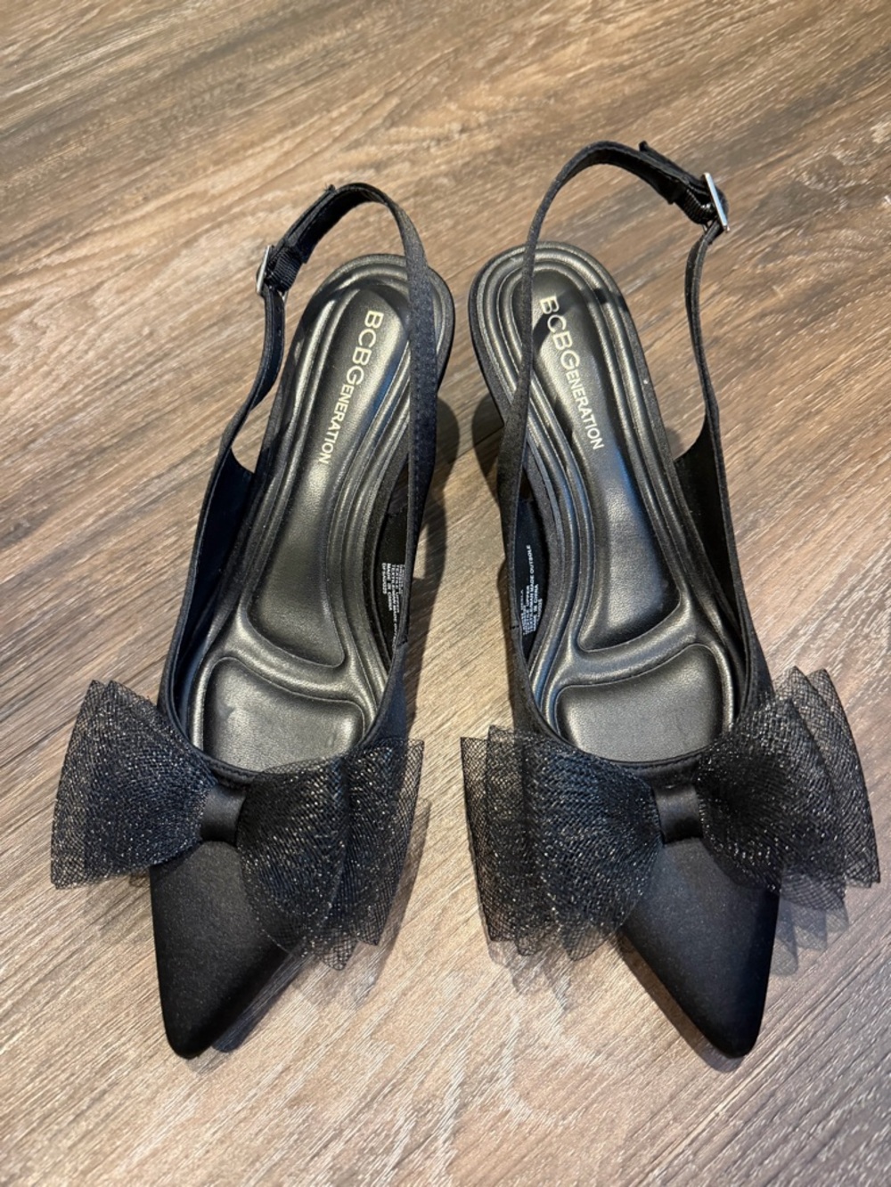 BCBGeneration Black Pointed Slingback Flats with Tulle Bow